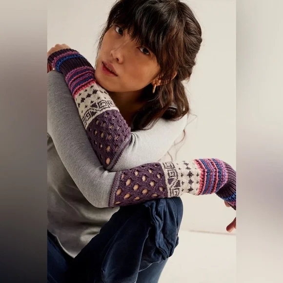 Free People Cozy Craft Cuff Long Sleeve In Heather Grey Combo - Picture 2 of 3